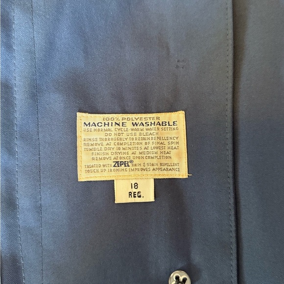 Vintage Classic Misty Harbor Men's Navy Trench Coat - Picture 4 of 8